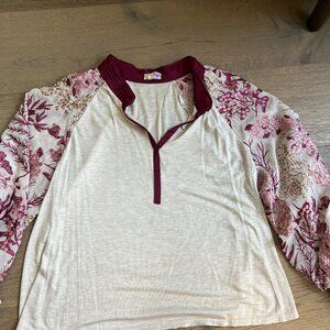 Puffed Sleeve Embroidered Top